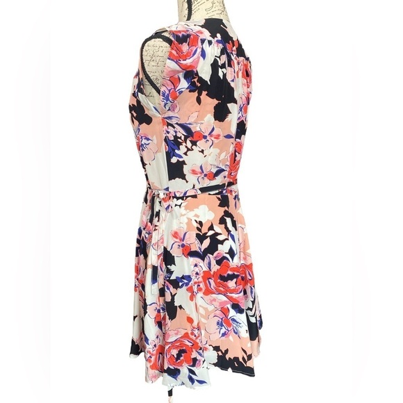 Yumi Kim Floral Warp Dress - Picture 4 of 11